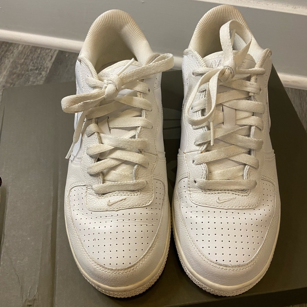 Women’s Court Vision Nike Sneakers